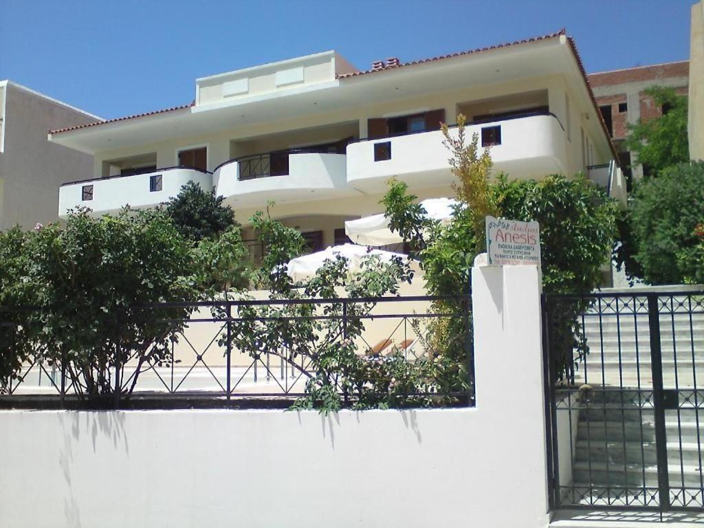 Anesis Apartments Agia Marina  Exteriér fotografie